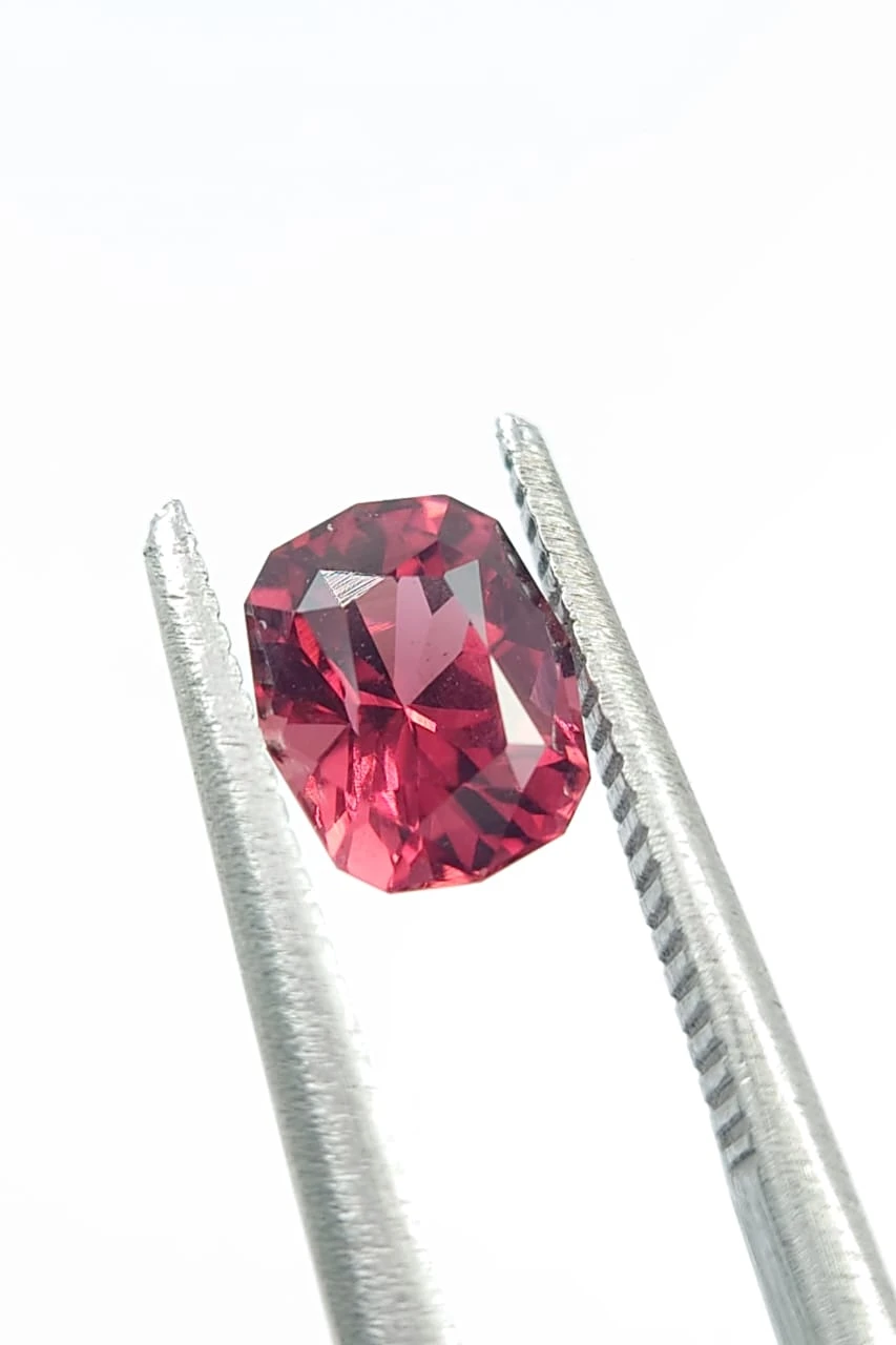 1ct Natural Malaya Garnet Fancy Cut Loose Gemstone From Tanzania — view 3